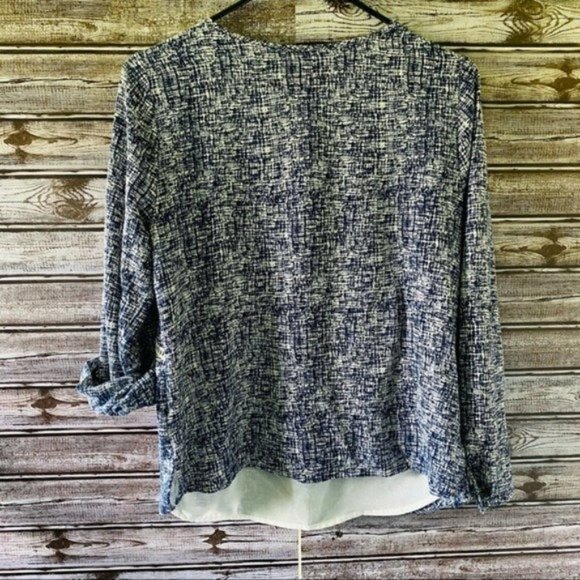Skies are Blue Blouse‎ Size M - Picture 2 of 14